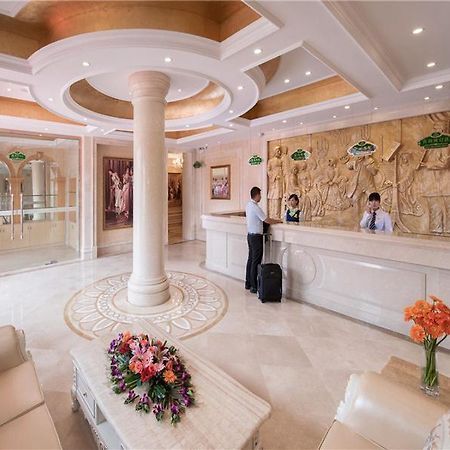 Vienna Hotel Tianbao Road 深セン市 エクステリア 写真